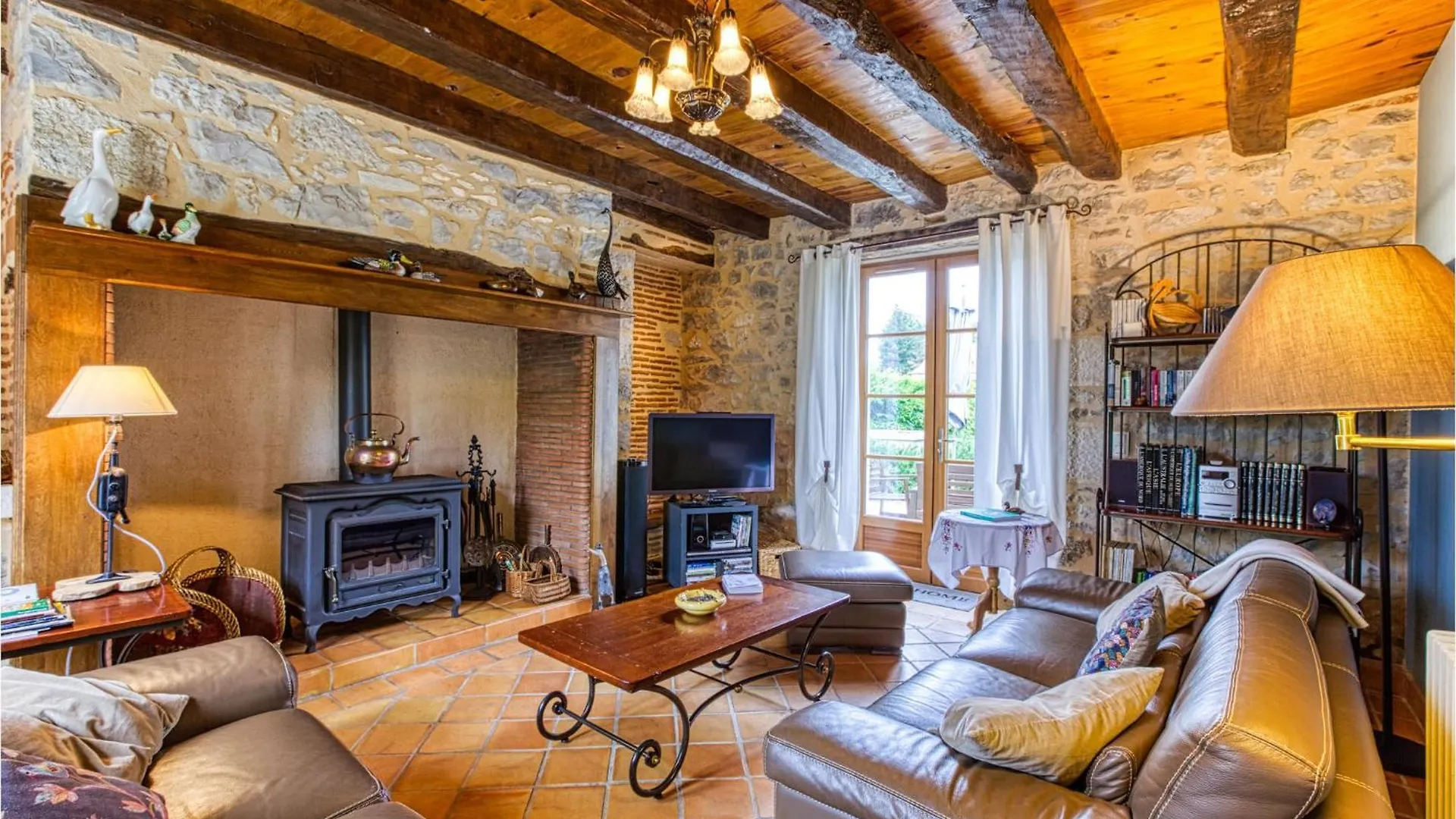 Amazing Home In Creysse With Wifi Hébergement de vacances Creysse (Lot)